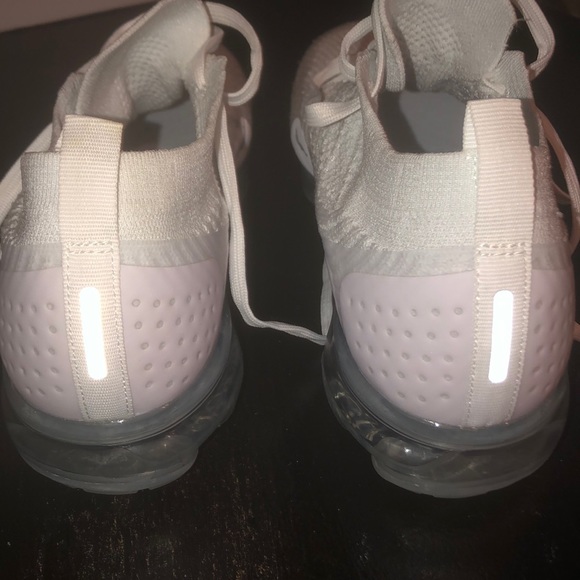 Nike Air Vapormax Flyknit 2 (Men’s) Size 8 main image 5